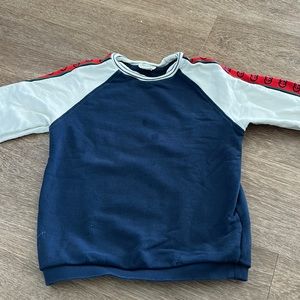 Authentic used Gucci size 10 boys sweatshirt